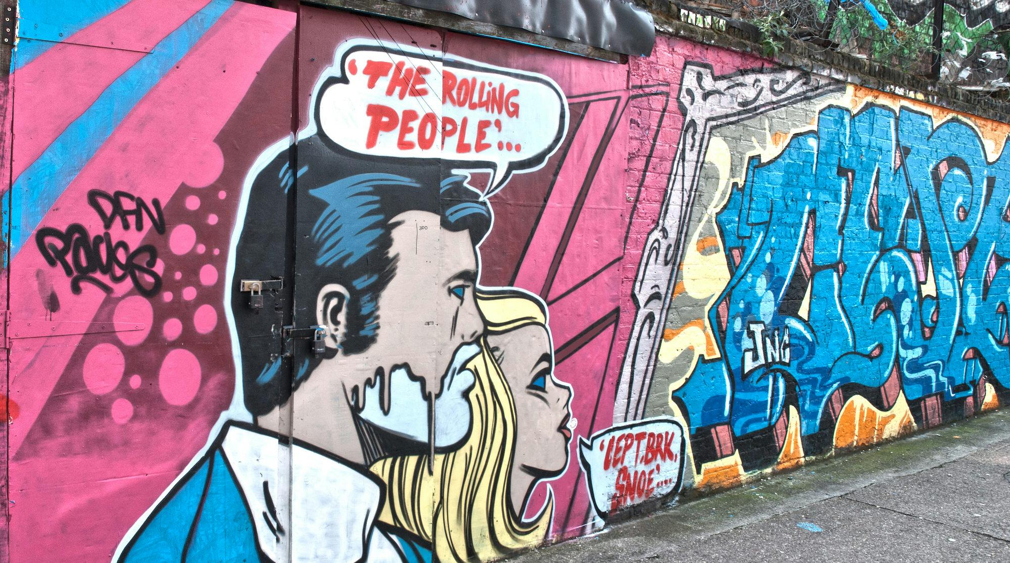 Shoreditch is the new up and coming neighbourhood in London, perfect for tourists who want to enjoy some British hipster culture between a picture to Big Ben and a wave to the Queen.